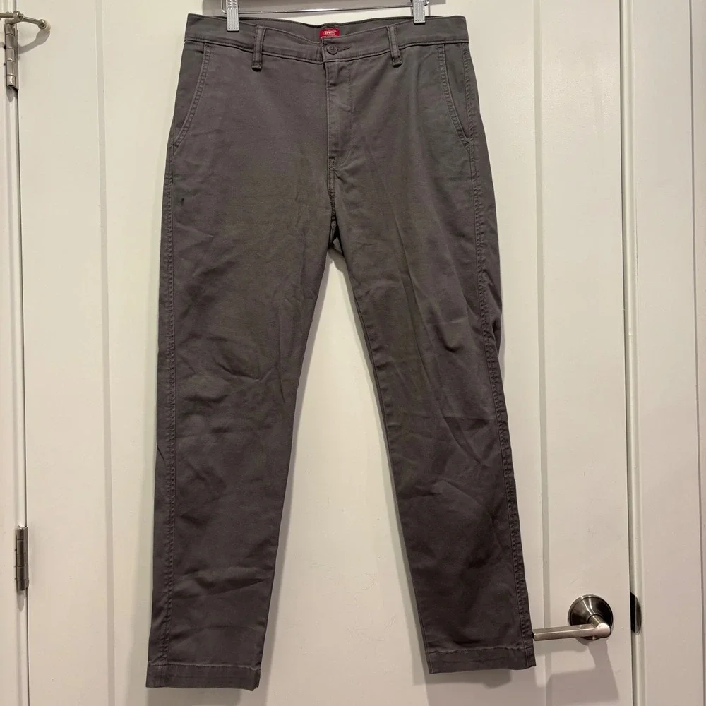 Levis XX Chino Standard Taper Pants Mens 31x30 Grey Stretch Twill 110782-0153
